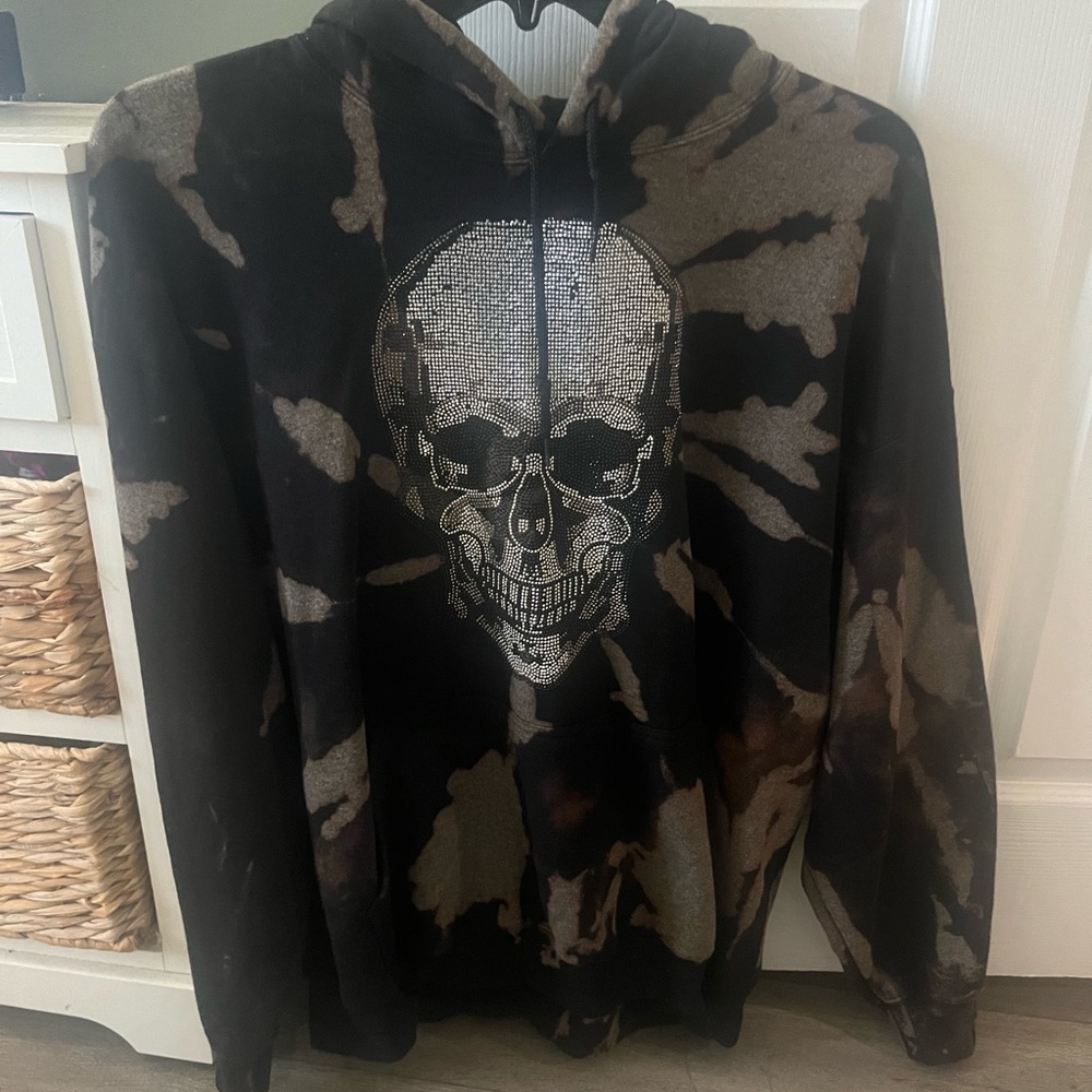 Tie Dye Skull Hoodie
